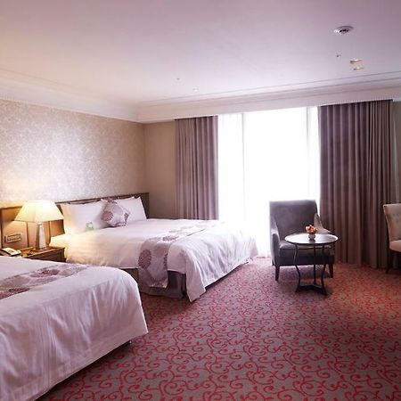 Grand City Hotel Phong Nguyên Ngoại thất bức ảnh