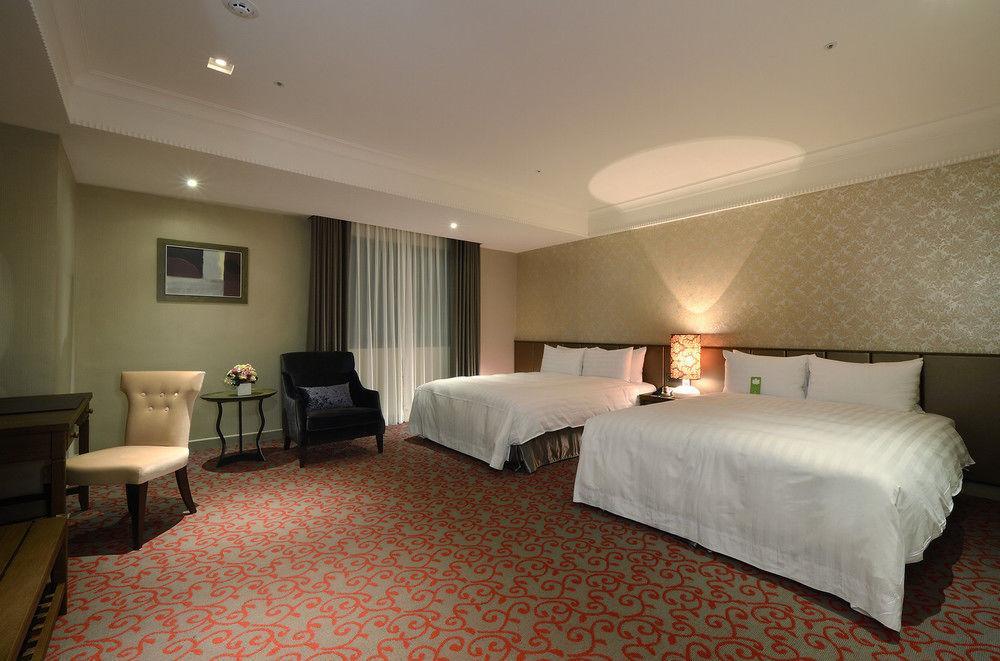 Grand City Hotel Phong Nguyên Ngoại thất bức ảnh