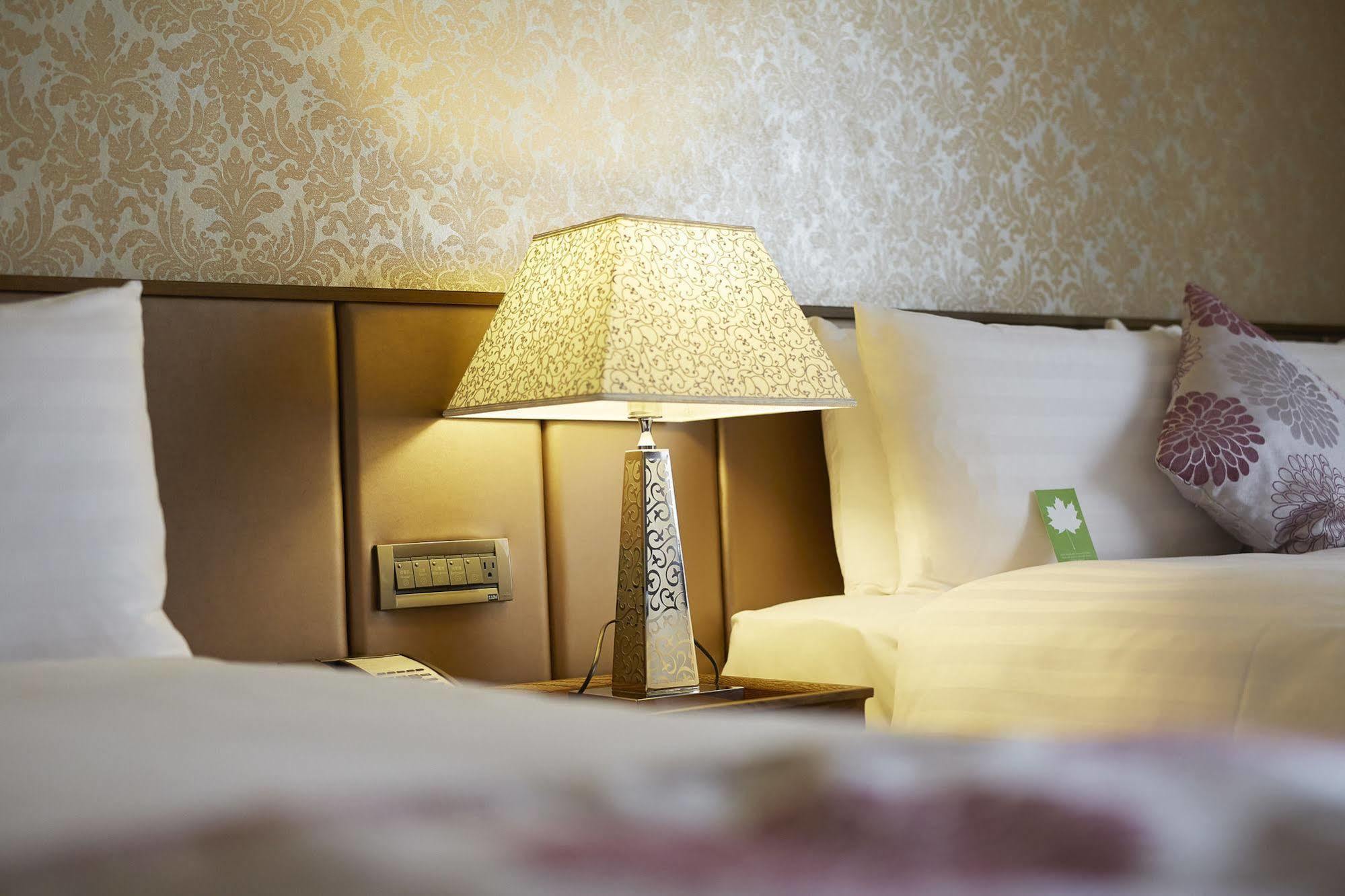 Grand City Hotel Phong Nguyên Ngoại thất bức ảnh