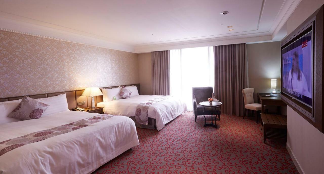 Grand City Hotel Phong Nguyên Ngoại thất bức ảnh